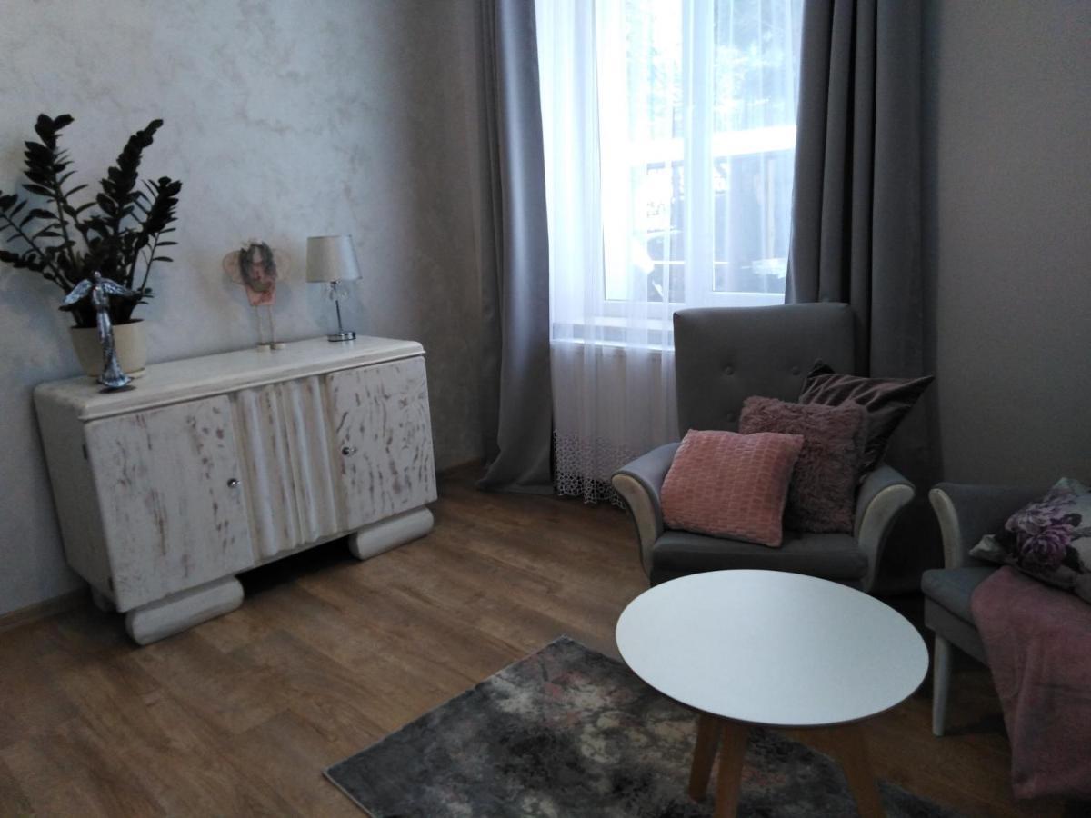 Apartament Joanna Sanok Exterior foto